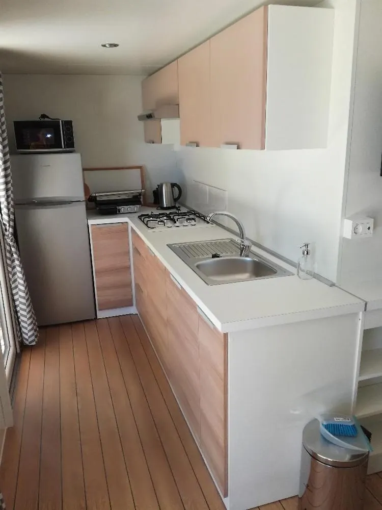 Sunny Mobile Homes Bijela Uvala Mugeba